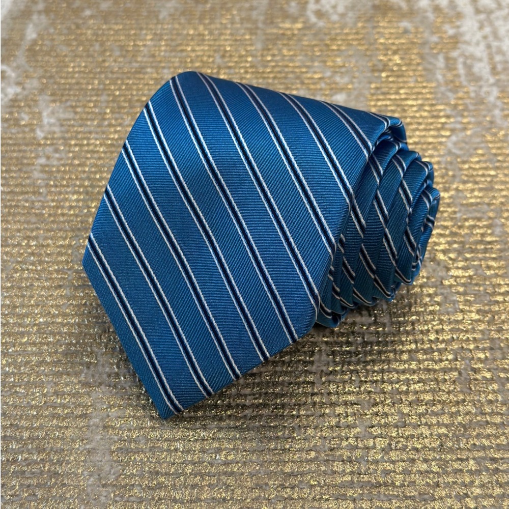 BROOKS BROTHERS Men's Blue & White Striped Silk Necktie | Office Business Career